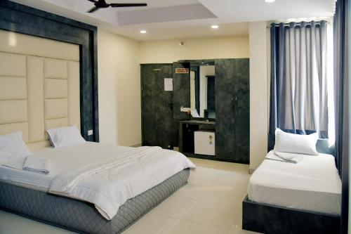 hotel m plaza dhulagar