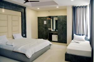 hotel m plaza dhulagar