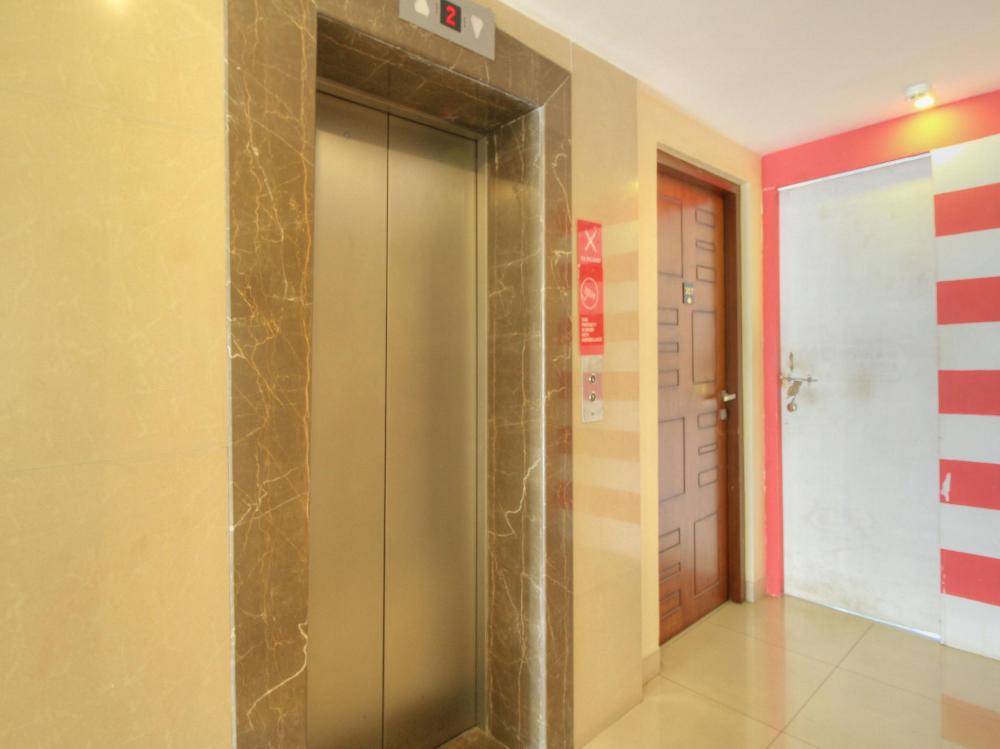 hotel vels grand inn