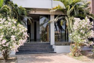hotel ambika vadodara