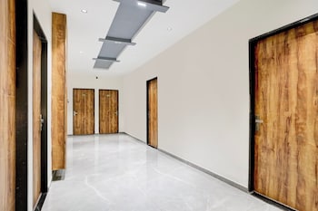 Hotel Ambika, Vadodara,,3 star