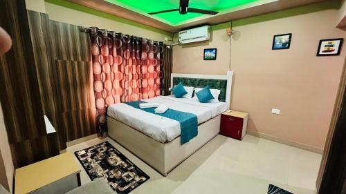 Phoenix Nest Homestay,,5 star