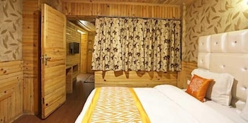 Maharaja Resorts,Parbal,3 star
