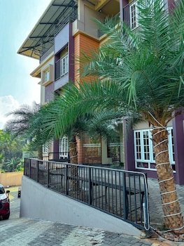 azay luxurious apartment