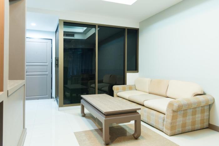bangkok loft nana station