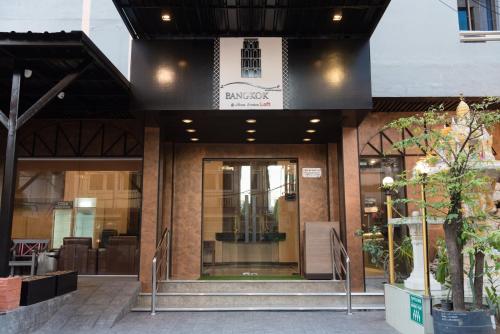 bangkok loft nana station