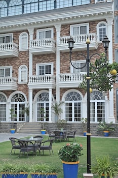 dharm resort