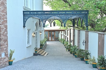 dharm resort