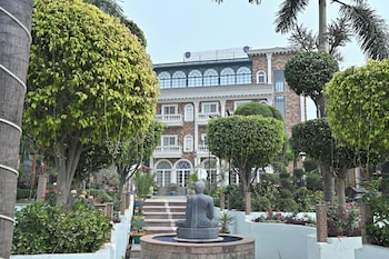 dharm resort