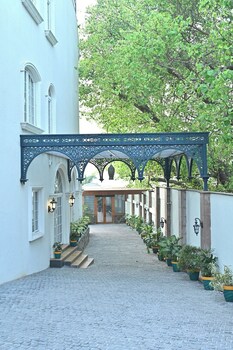 dharm resort