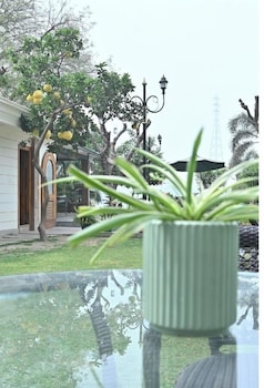 dharm resort