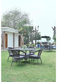 dharm resort