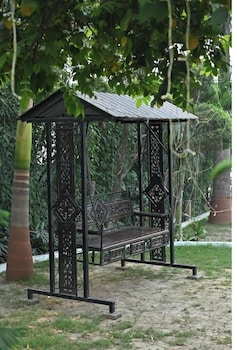 dharm resort