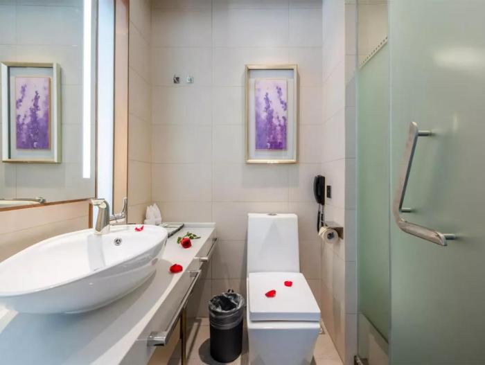lavande hotel shenzhen international convention and exhibition center