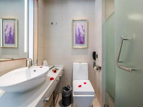lavande hotel shenzhen international convention and exhibition center