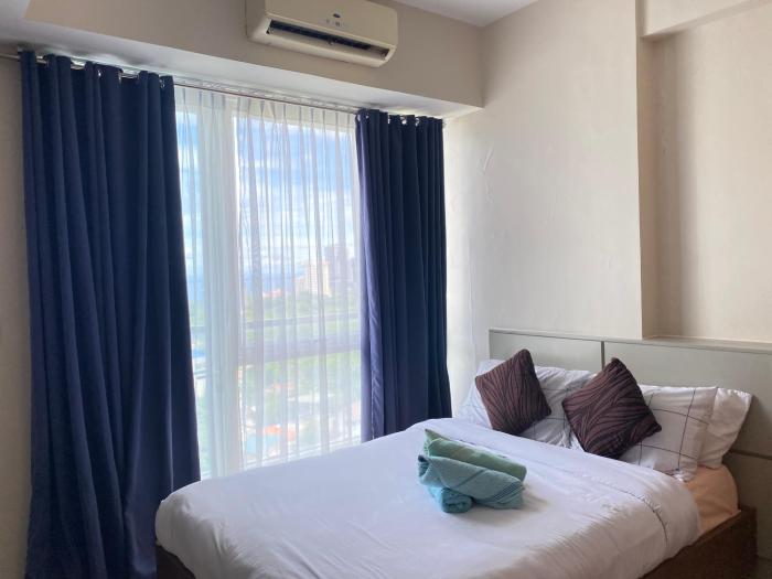 the mactan newtown studio staycation