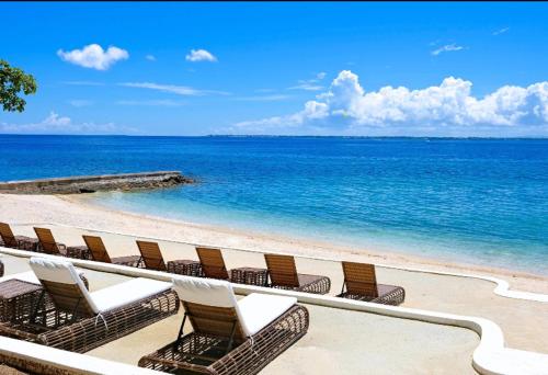 the mactan newtown studio staycation