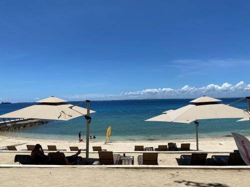 the mactan newtown studio staycation