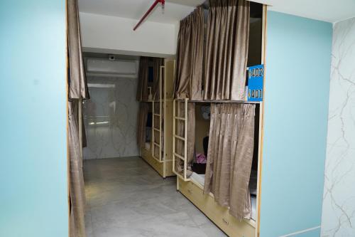 city dormitory
