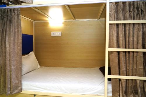 city dormitory
