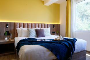 1 bhk with balcony and mountain view in shimla
