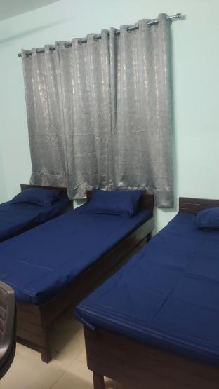 radhika paying guest house