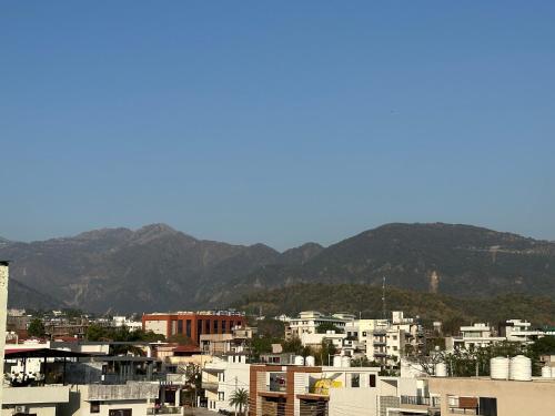mussoorie view homestay in doon valley