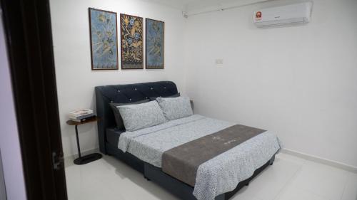 canal river riverfront homestay kota bharu