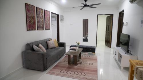 canal river riverfront homestay kota bharu