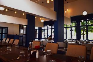 hotel leela
