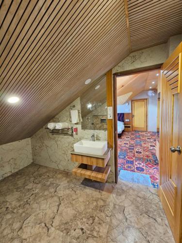 the fairytale luxury villa in dalhousie