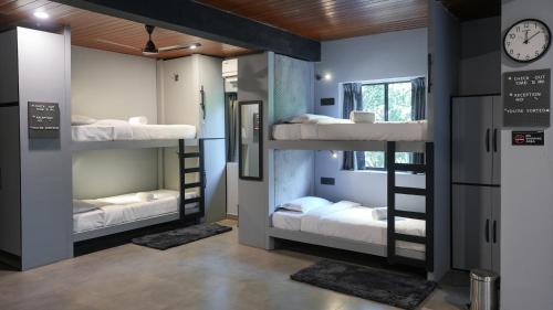 sort by stays siolim