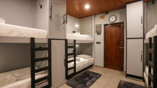 sort by stays siolim