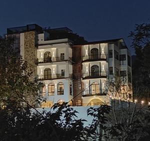 chakk 109 mussoorie foothills dehradun