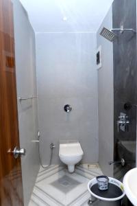 hotel chirag next