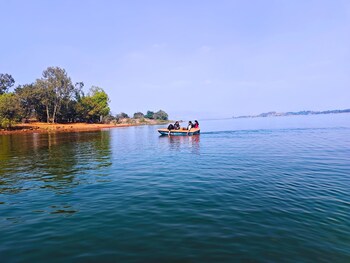 Vikas Boat Club & Resort,,2 star