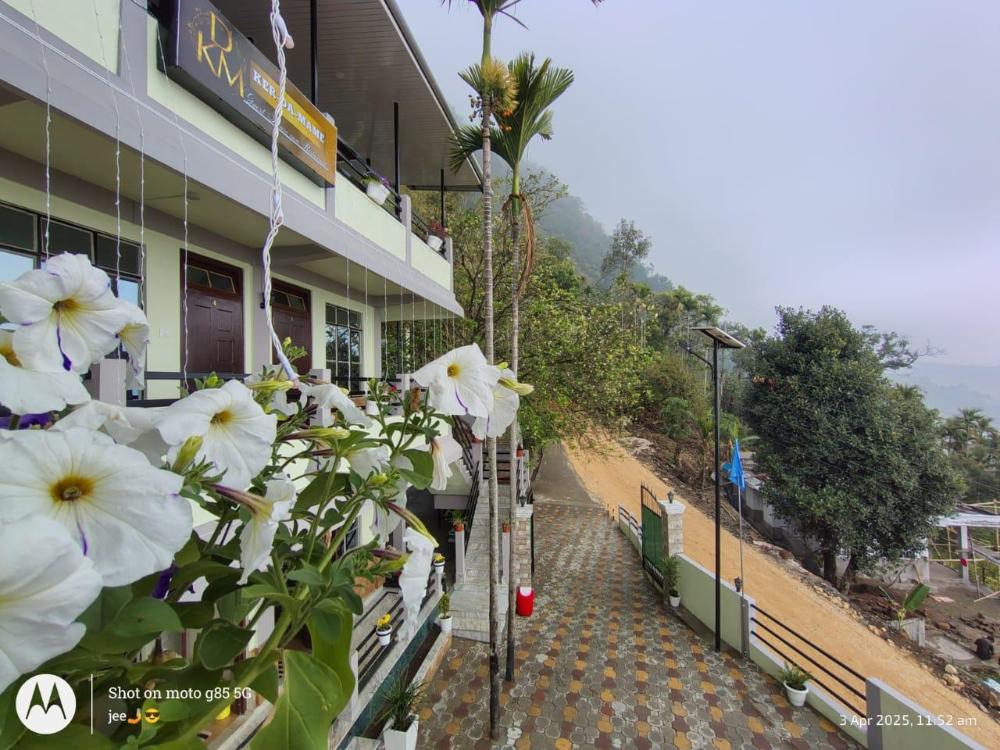 ker da mame guest house cum restaurant