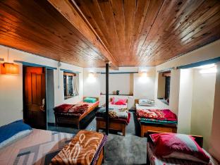 silent echo farmstay