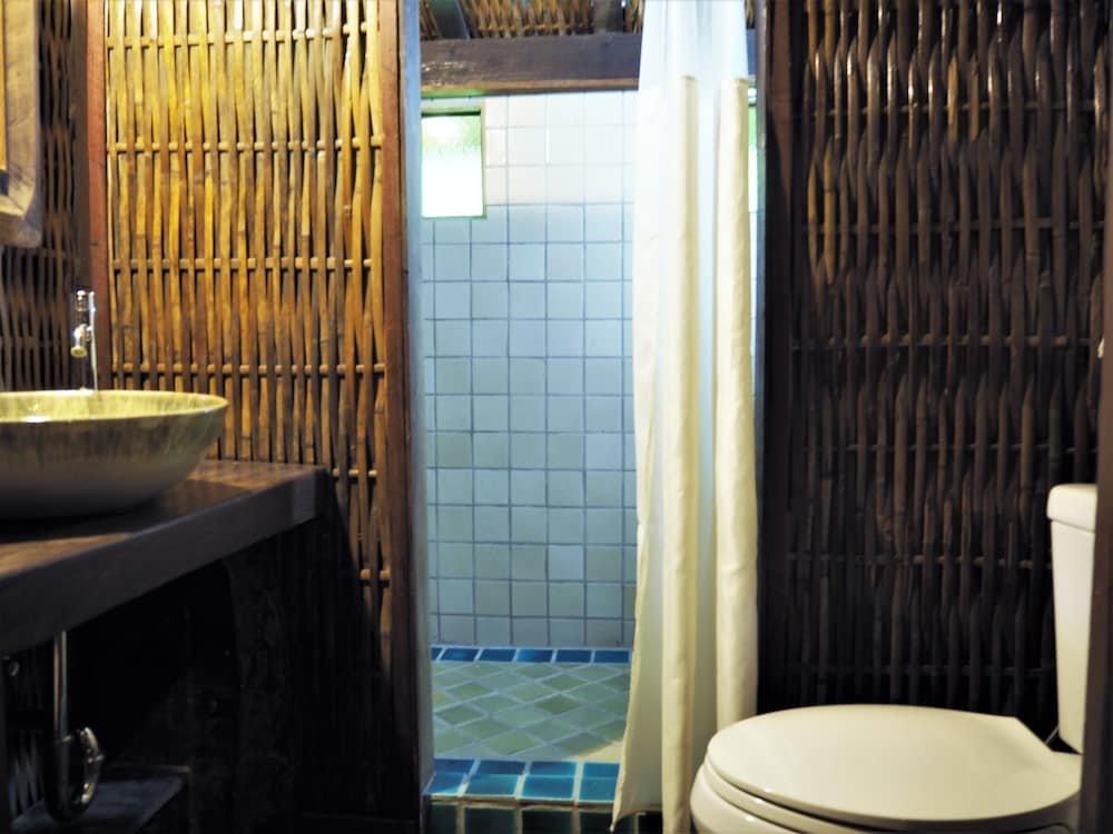 Lanna Ricebarn,242/2 Moo 1 Soi 7 Nong-Pung,3 star