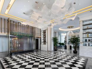xana deluxe hotel in zhangjiajie tianmen mountain scenic area
