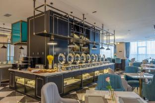 xana deluxe hotel qingyuan high speed railway station south bank park store