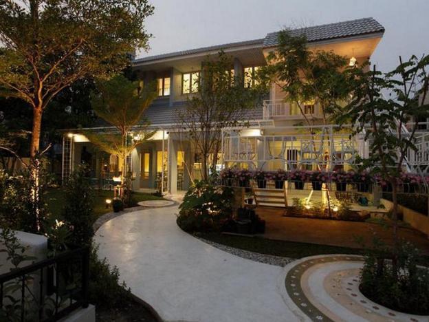 baan hmon oon