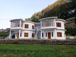 Chandra Villa Homestay,,2 star