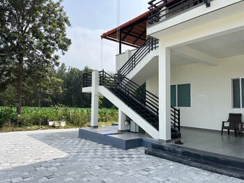 sriram guest house