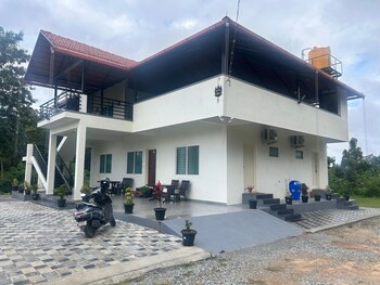 sriram guest house