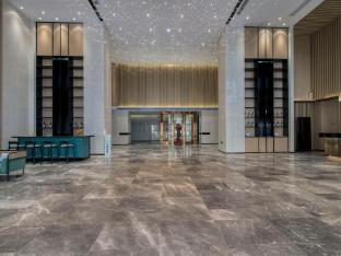 Jinjiang Metropolo Yueyanglou District East Railway Station Hotel,,3 star