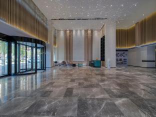jinjiang metropolo yueyanglou district east railway station hotel