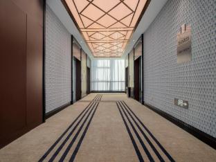 Jinjiang Metropolo Yueyanglou District East Railway Station Hotel,,3 star