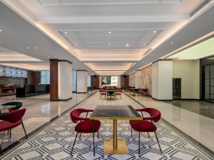 jinjiang metropolo yueyanglou district east railway station hotel