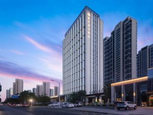 jinjiang metropolo yueyanglou district east railway station hotel